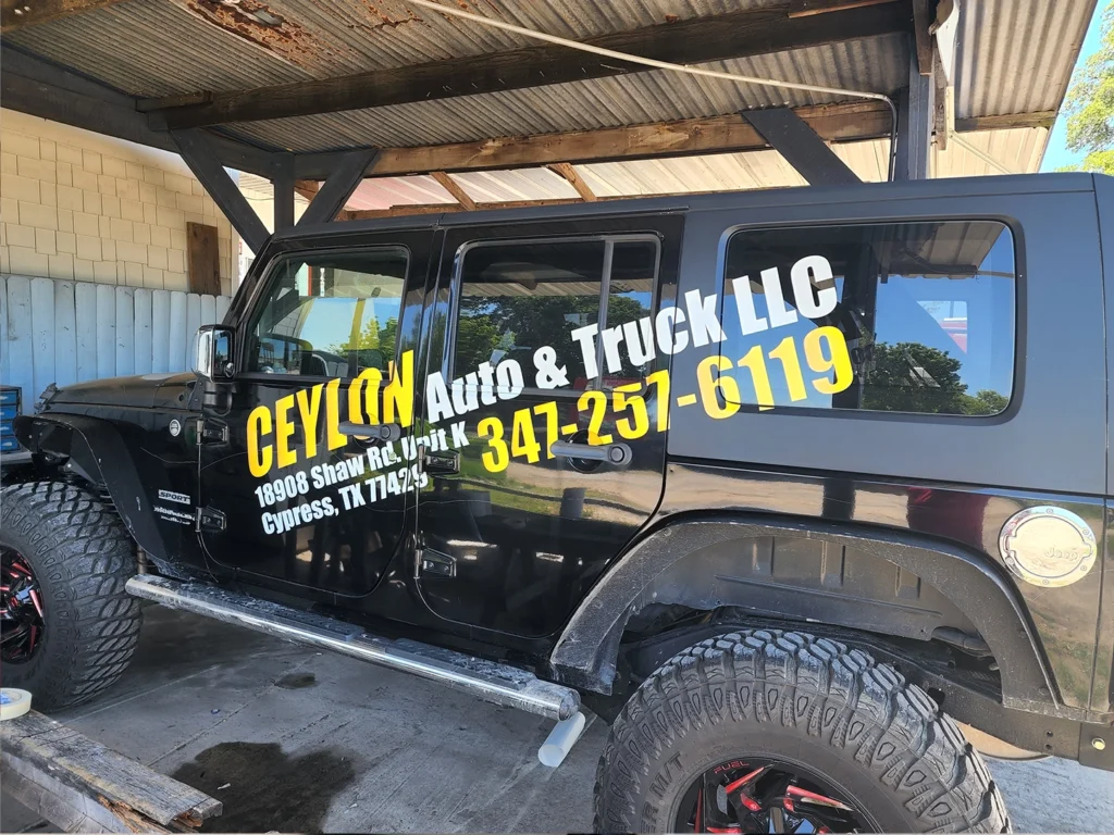 auto-truck-dealership-vehicle-lettering